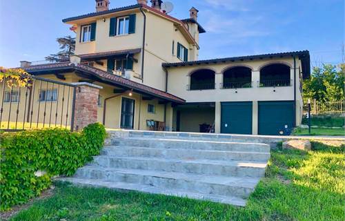 Villa In Affitto a Tortona
