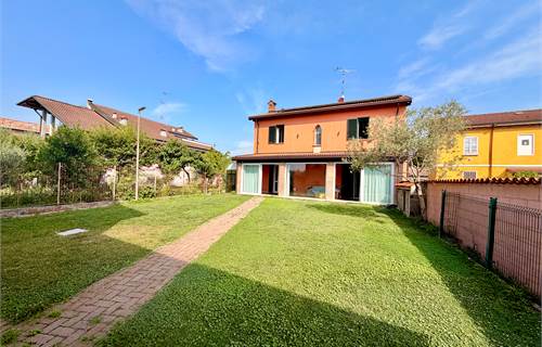 INDIPENDENZA, SPAZIO ED EFFICIENZA: LA VILLA PRONTA DA VIVERE